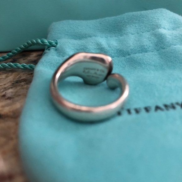 Authentic Tiffany & Co Elsa Peretti Ring - Picture 4 of 10